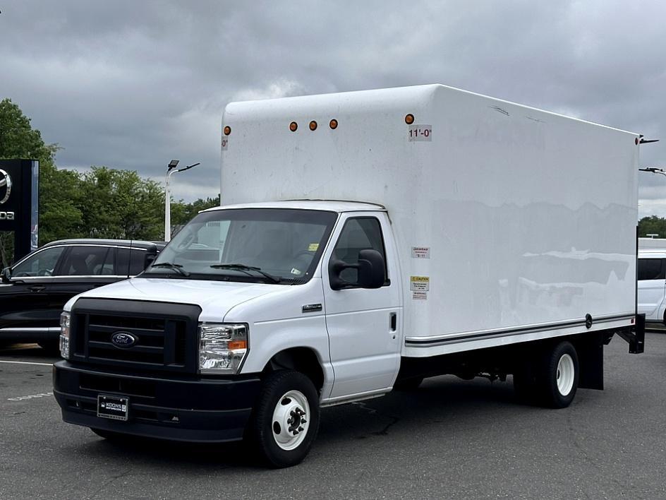 2024 Ford F-350 Super Duty Chassis Cab Photo in Silver Spring, MD 20904