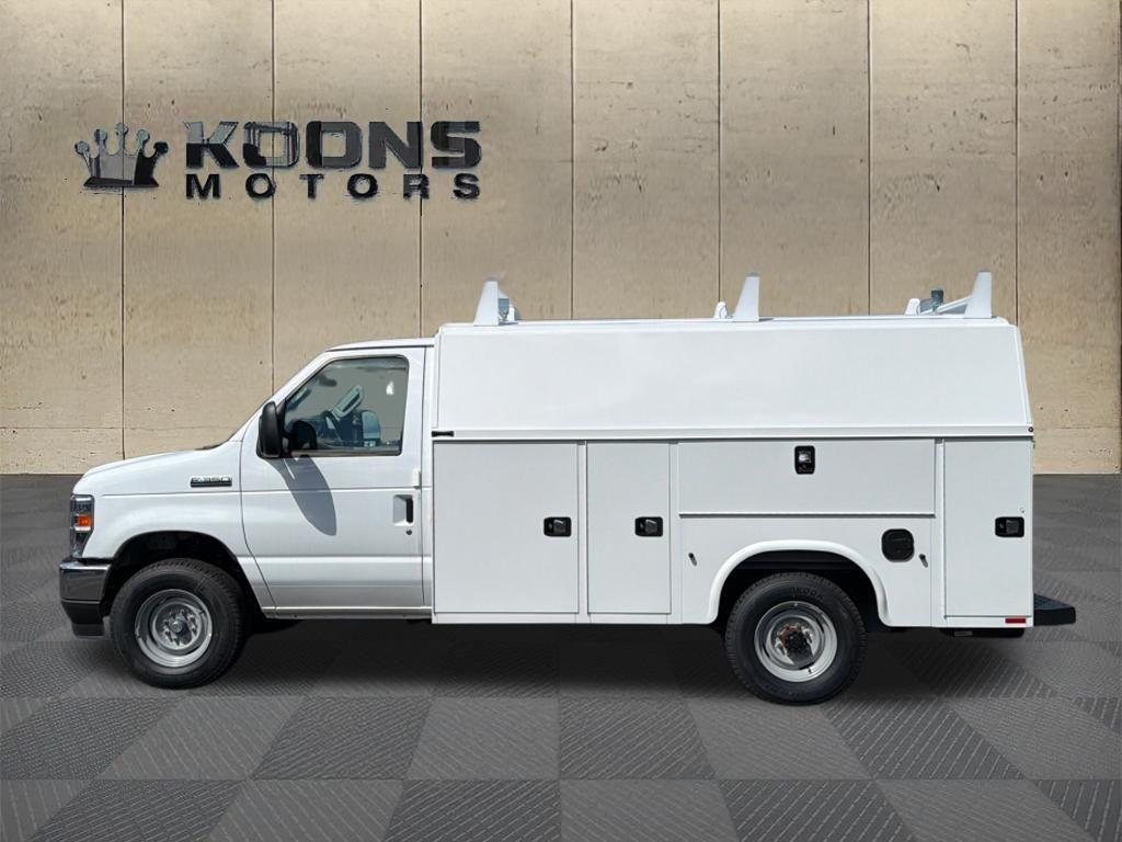2027 Ford E-350SD Photo in Silver Spring, MD 20904