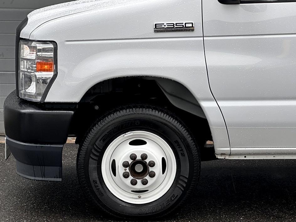 2024 Ford E-350SD Photo in Silver Spring, MD 20904