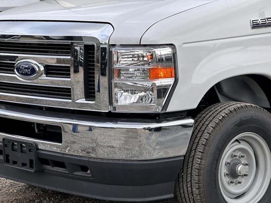 2024 Ford F-350 Super Duty Chassis Cab Photo in Silver Spring, MD 20904