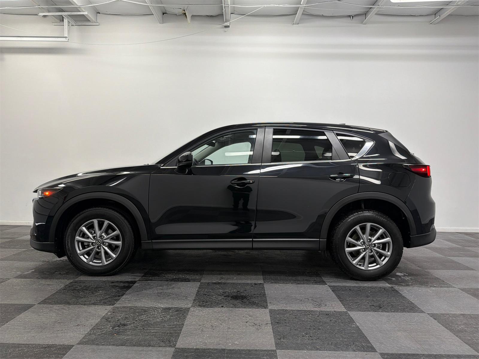 2022 Mazda CX-5 Photo in Silver Spring, MD 20904