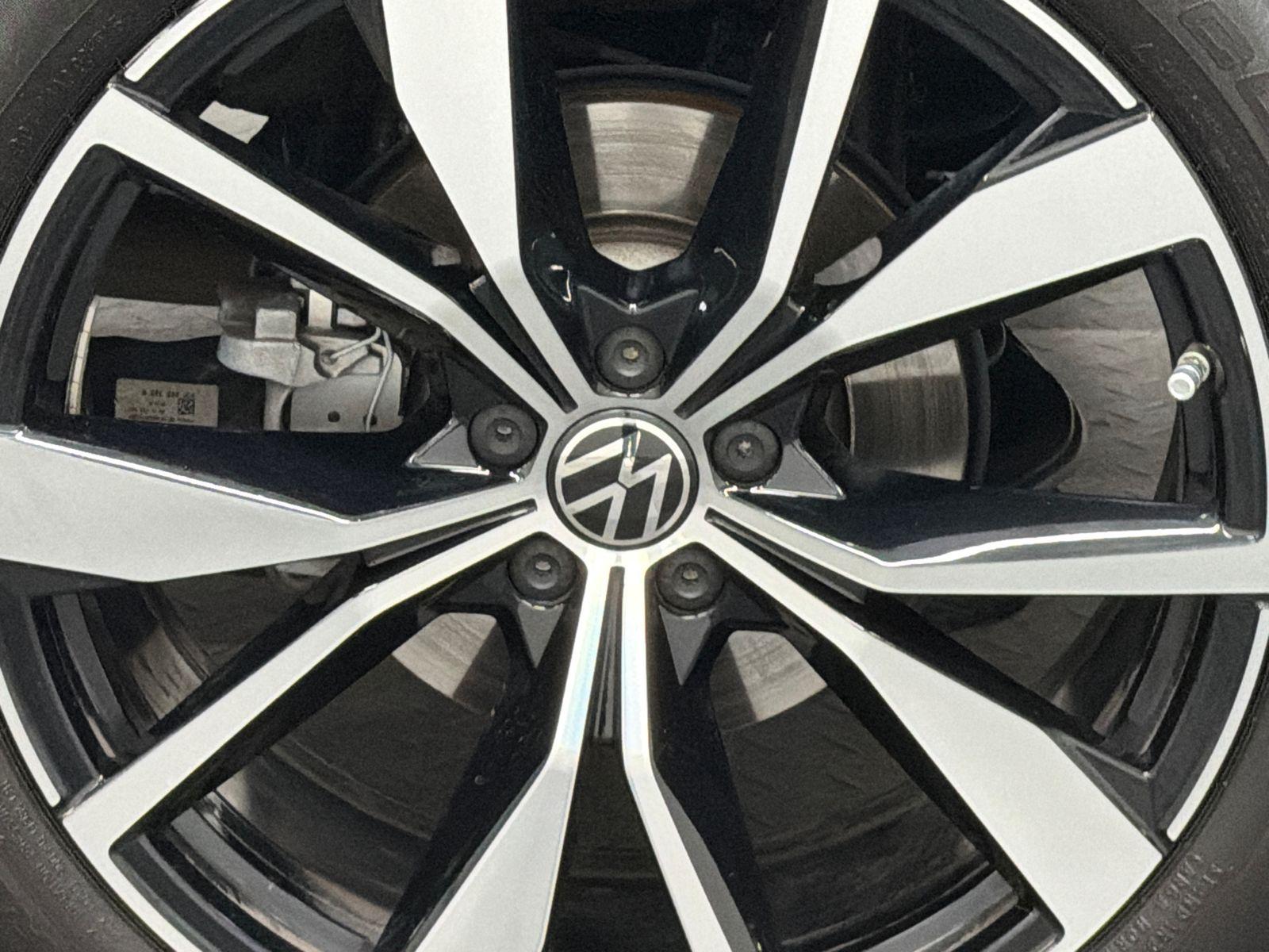 2025 Volkswagen Atlas Photo in Bethesda, MD 20814