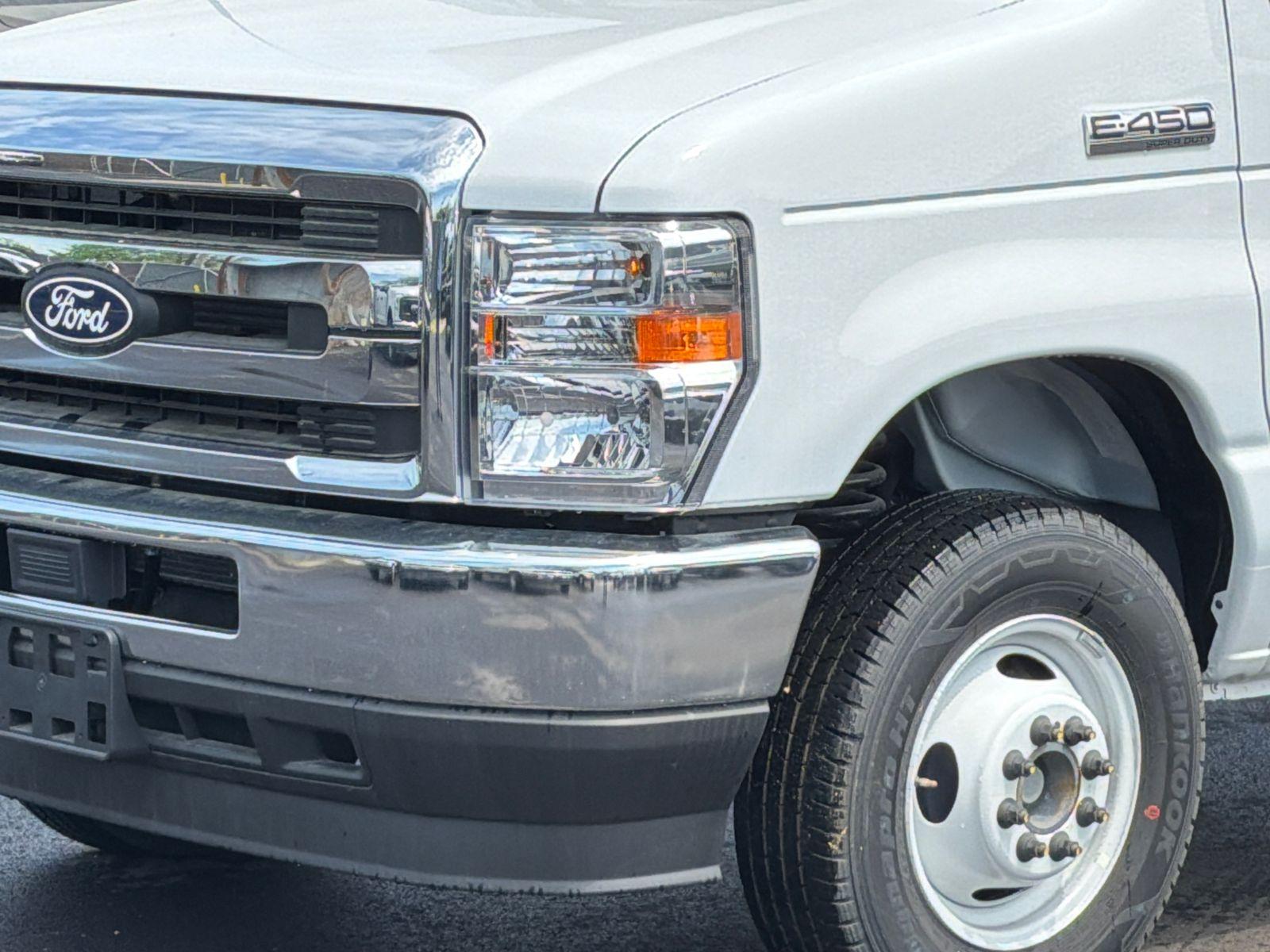 2026 Ford E-450SD Photo in Silver Spring, MD 20904