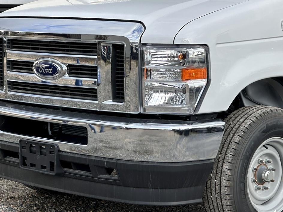 2024 Ford F-350 Super Duty Chassis Cab Photo in Silver Spring, MD 20904