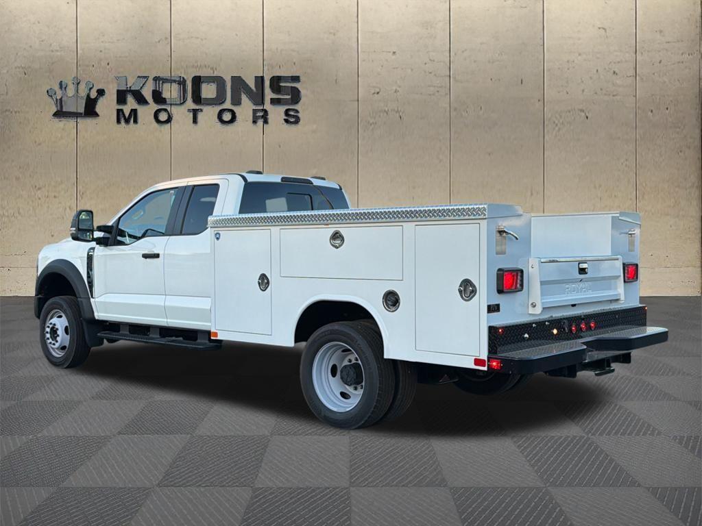 2025 Ford F-450 Photo in Silver Spring, MD 20904