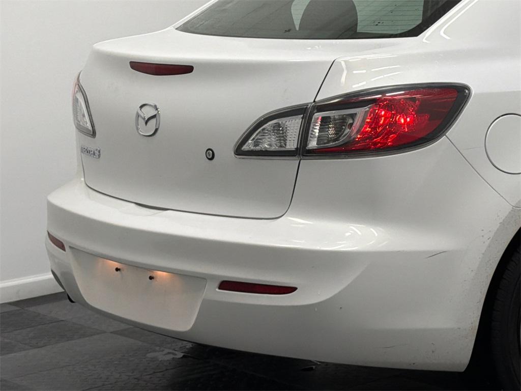 2013 Mazda Mazda3 Photo in Bethesda, MD 20814