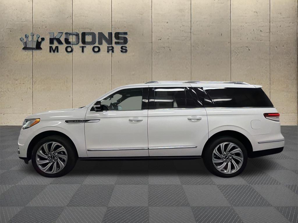 2022 Lincoln Navigator L Photo in Bethesda, MD 20814