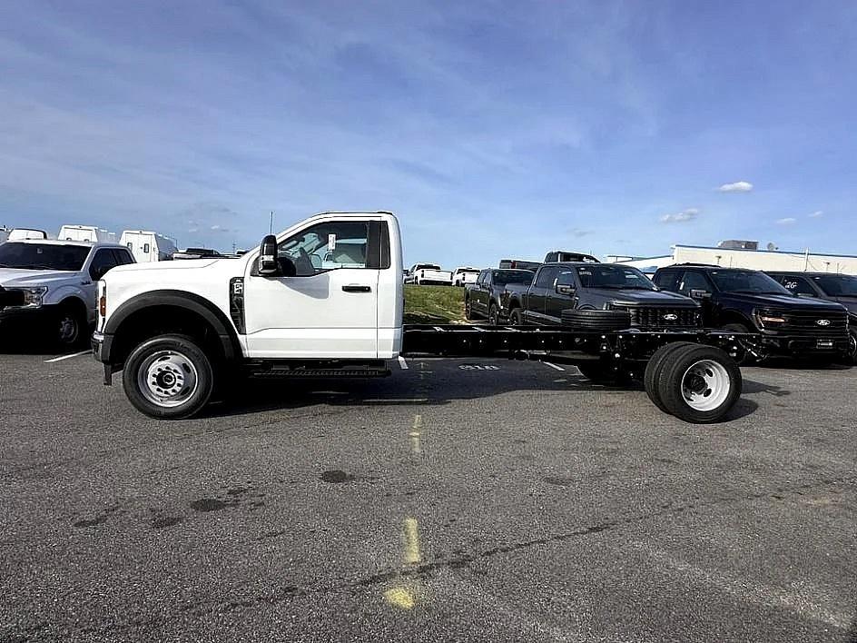 2025 Ford F-450 Photo in Silver Spring, MD 20904