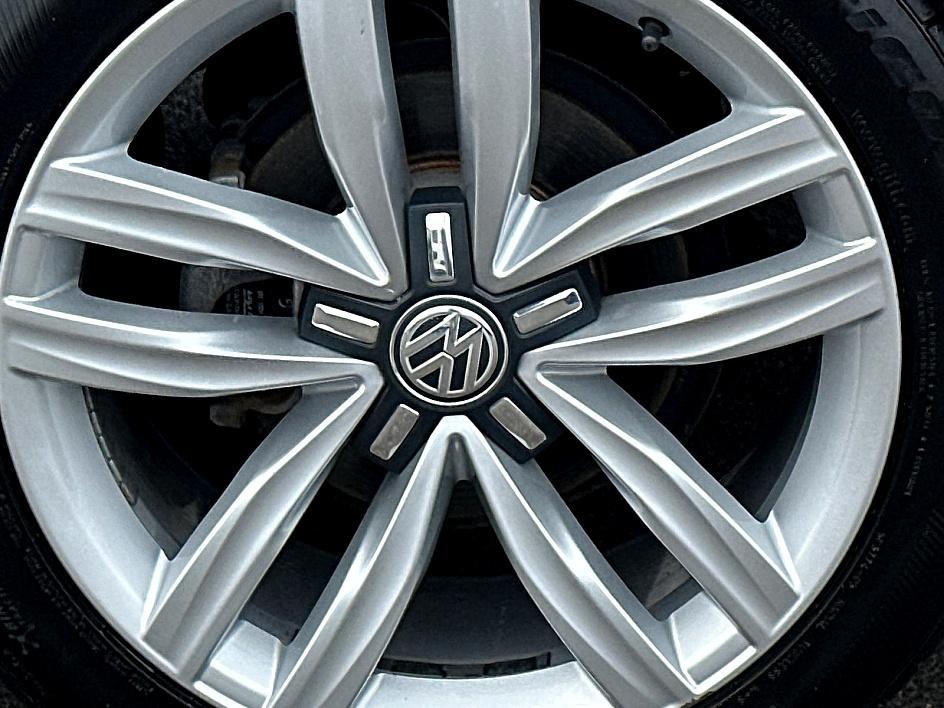 2017 Volkswagen Passat Photo in Silver Spring, MD 20904