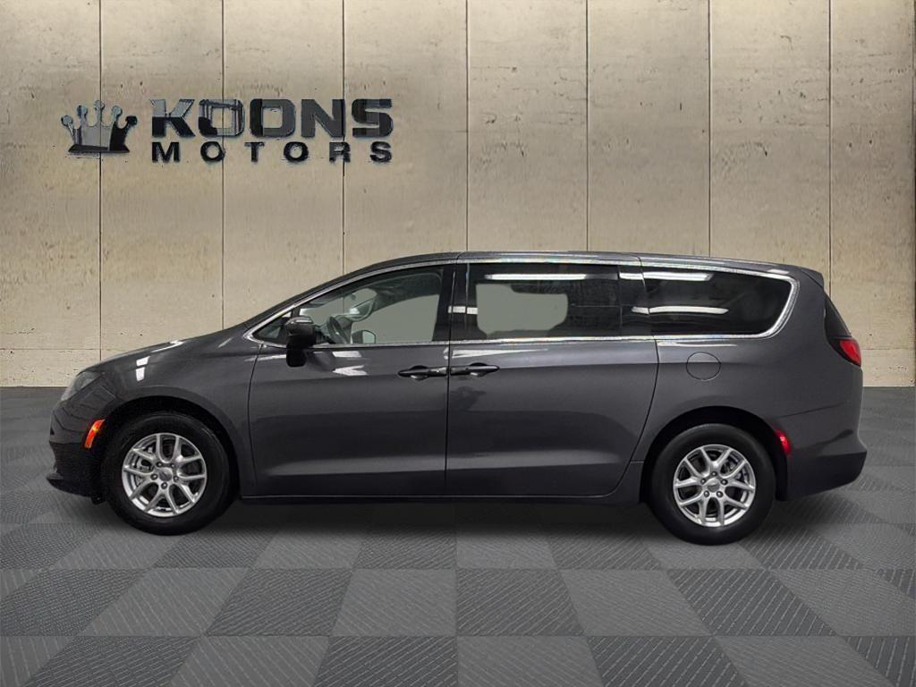 2022 Chrysler Voyager Photo in Bethesda, MD 20814