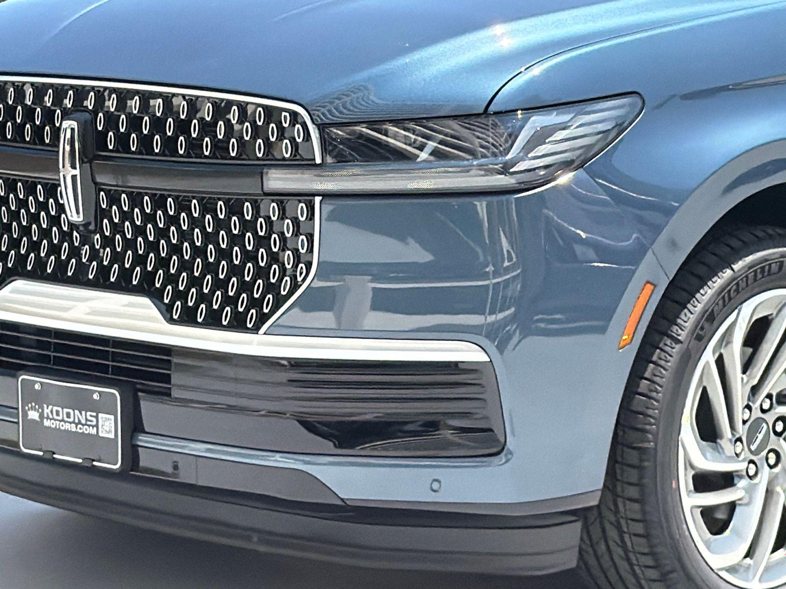 2027 Lincoln Navigator Photo in Bethesda, MD 20814