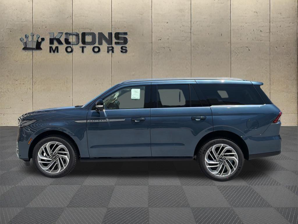 2027 Lincoln Navigator Photo in Bethesda, MD 20814