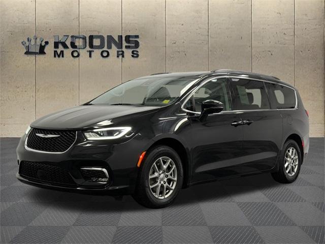 2021 Chrysler Pacifica Photo in Bethesda, MD 20814