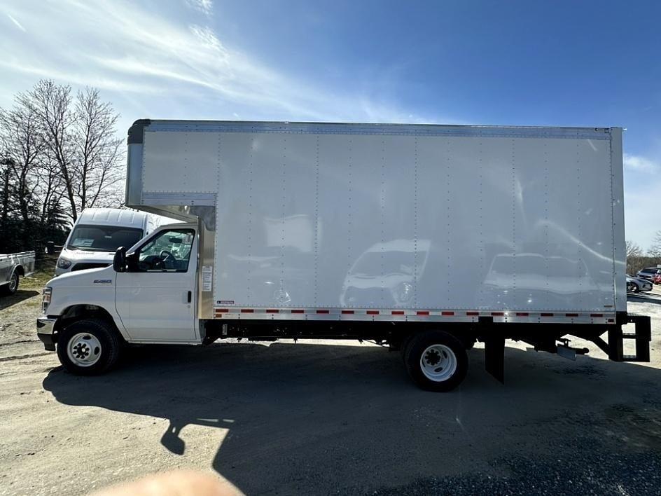 2024 Ford Econoline Cutaway Photo in Silver Spring, MD 20904