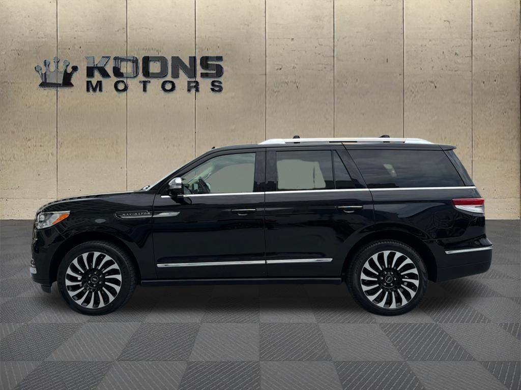 2022 Lincoln Navigator Photo in Bethesda, MD 20814