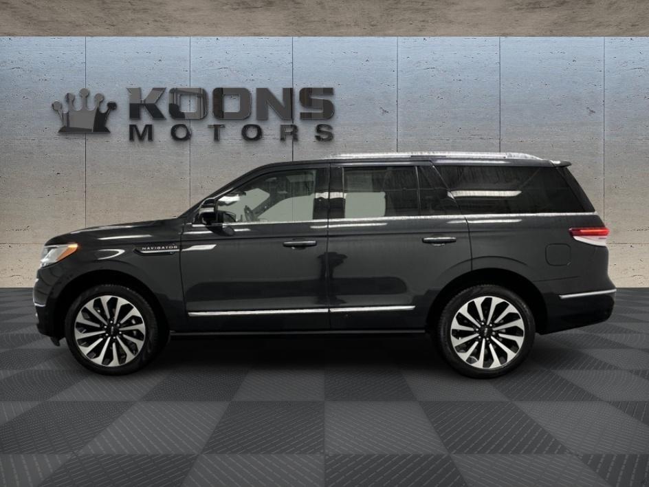 2022 Lincoln Navigator Photo in Bethesda, MD 20814
