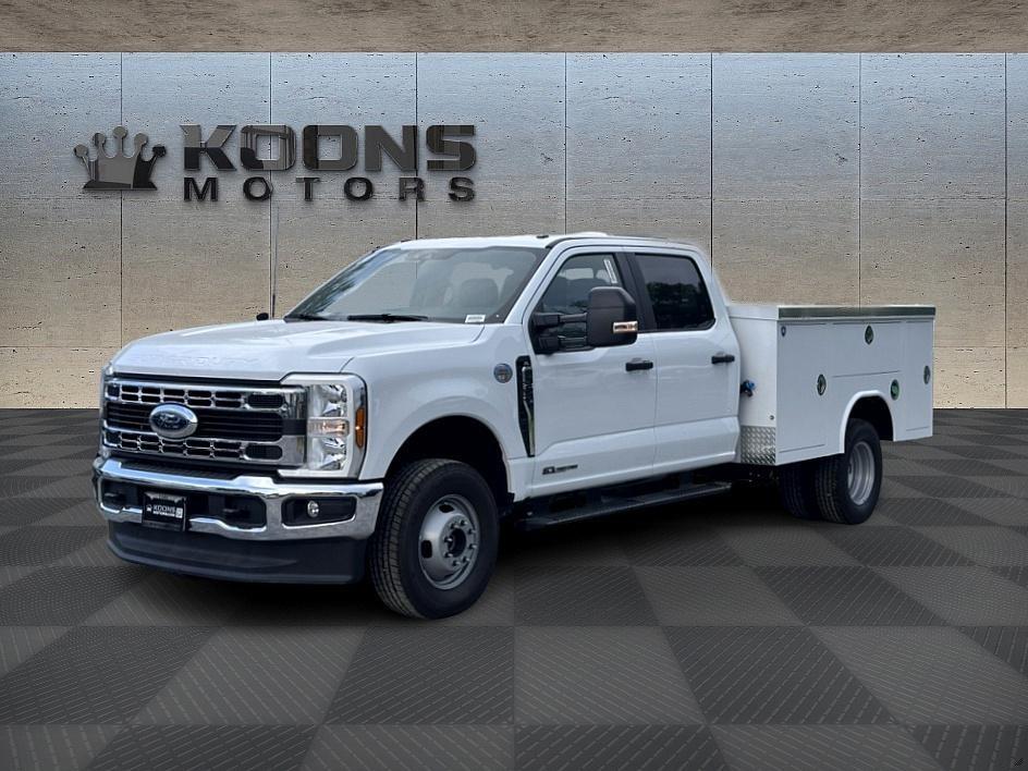 2025 Ford F-350SD Photo in Silver Spring, MD 20904