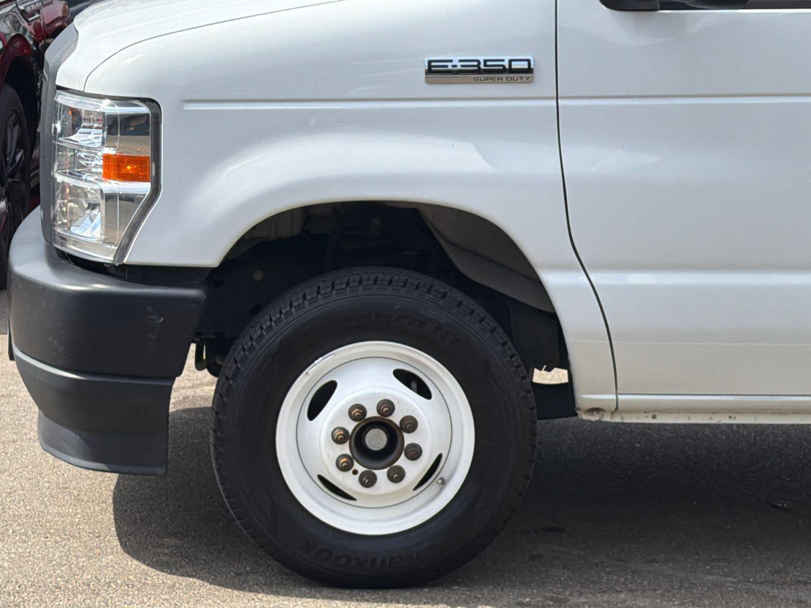 2024 Ford E-350SD Photo in Silver Spring, MD 20904