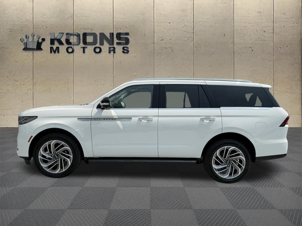 2027 Lincoln Navigator Photo in Bethesda, MD 20814