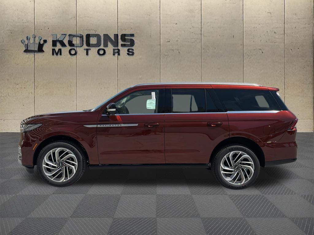 2027 Lincoln Navigator Photo in Bethesda, MD 20814