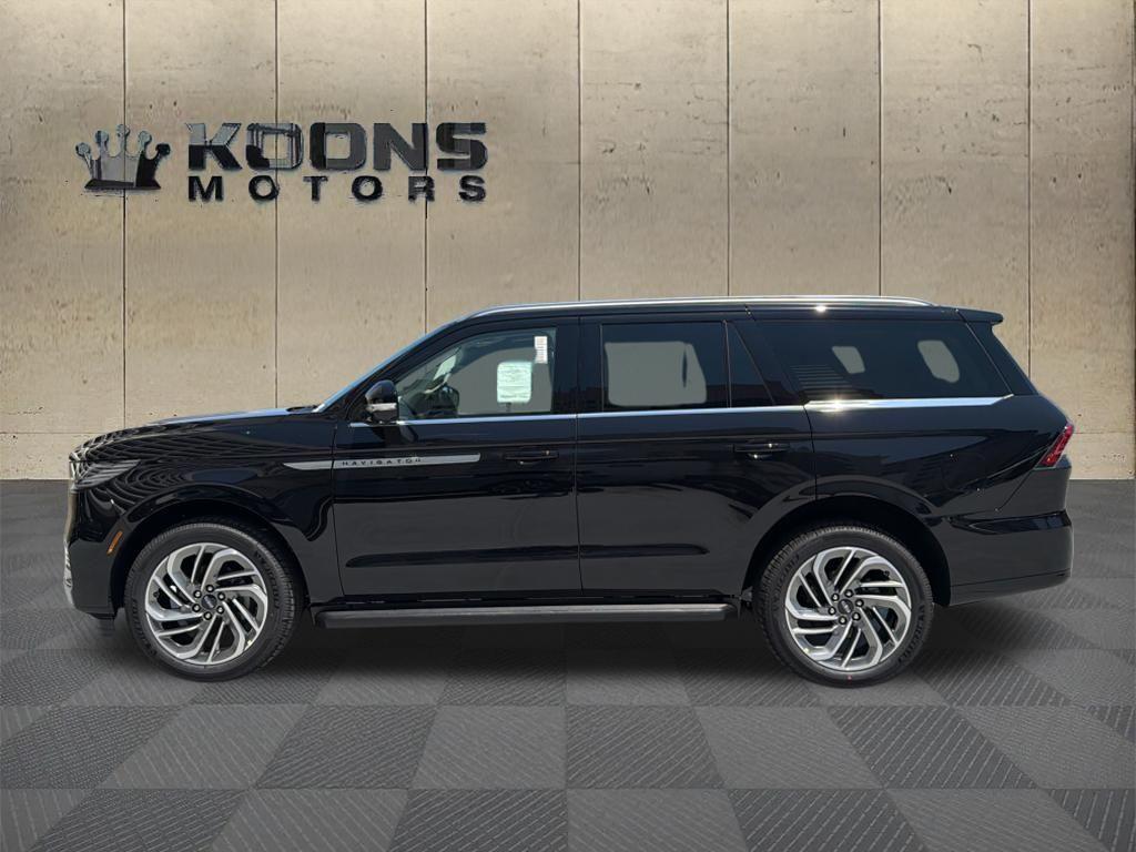 2027 Lincoln Navigator Photo in Bethesda, MD 20814