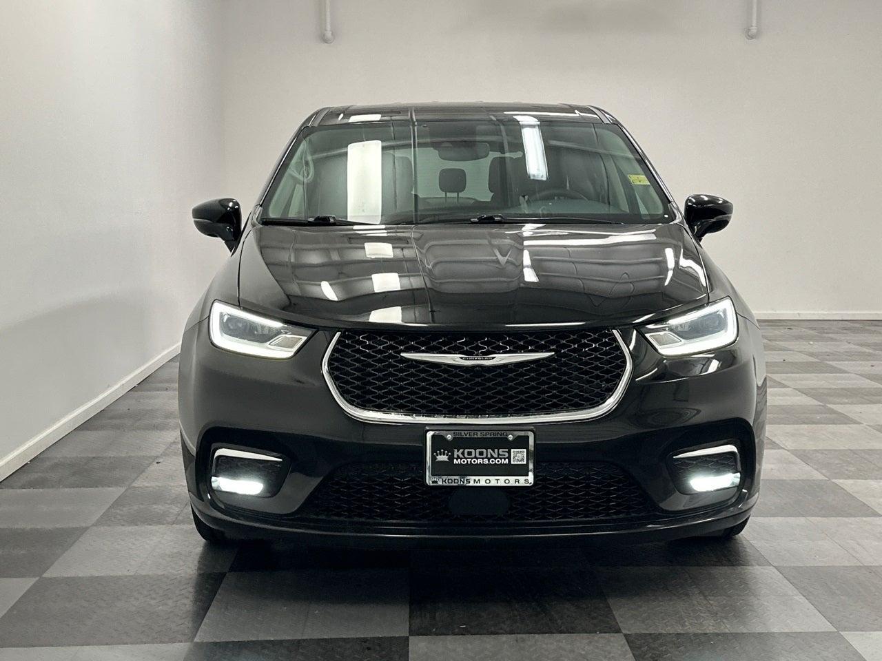 2024 Chrysler Pacifica Photo in Silver Spring, MD 20904