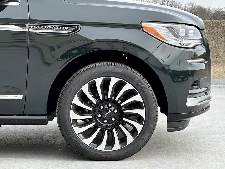 2023 Lincoln Navigator Photo in Bethesda, MD 20814