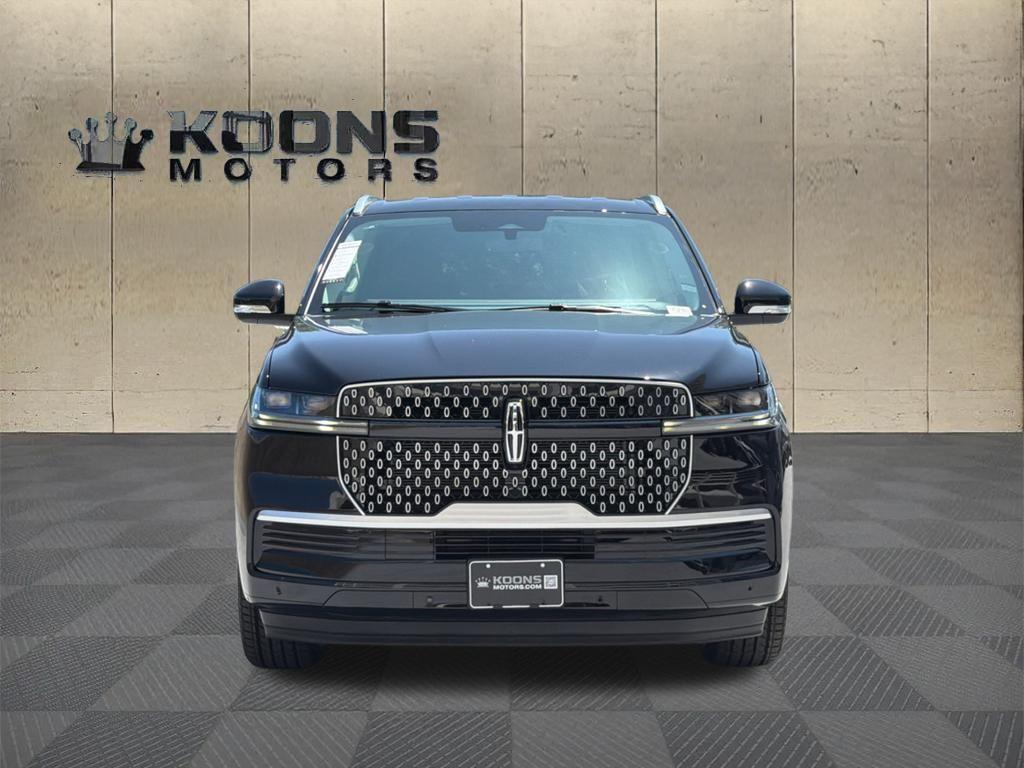 2027 Lincoln Navigator Photo in Bethesda, MD 20814