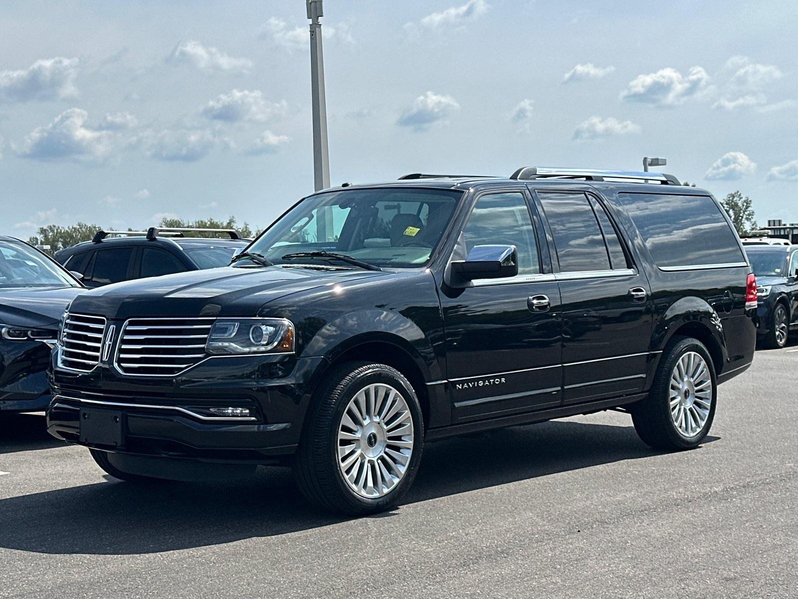 2015 Lincoln Navigator L Photo in Bethesda, MD 20814