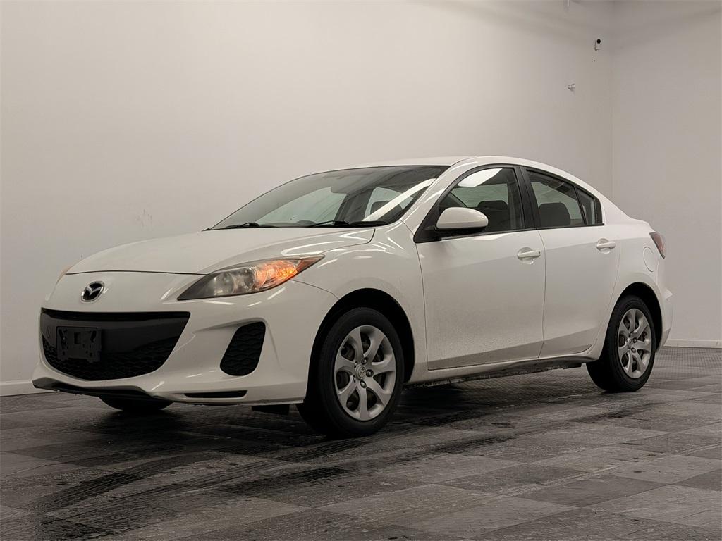 2013 Mazda Mazda3 Photo in Bethesda, MD 20814