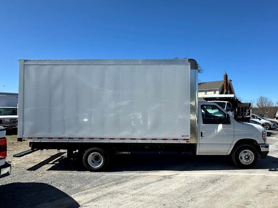 2024 Ford Econoline Cutaway Photo in Silver Spring, MD 20904