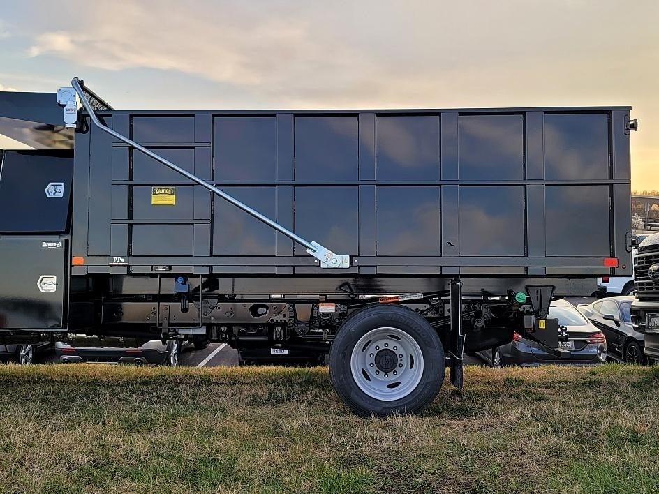 2023 Ford Chassis Cab Photo in Silver Spring, MD 20904