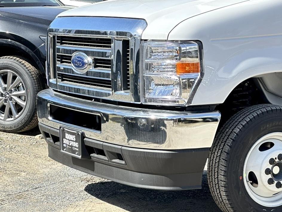 2024 Ford Econoline Cutaway Photo in Silver Spring, MD 20904