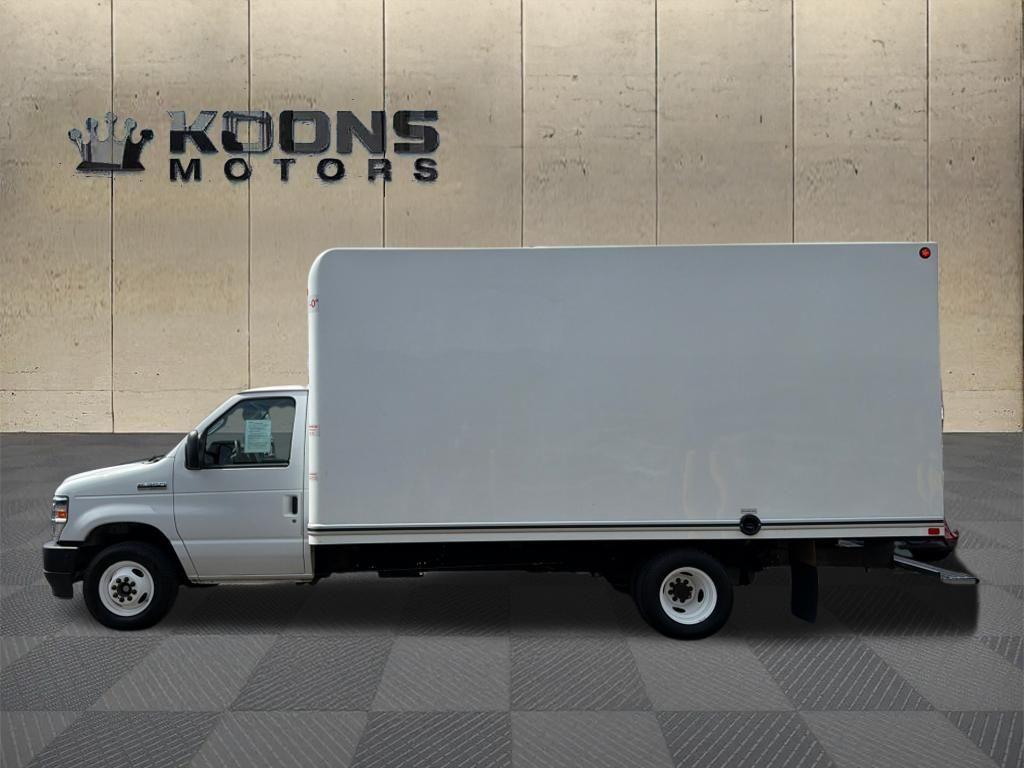 2024 Ford E-350SD Photo in Silver Spring, MD 20904