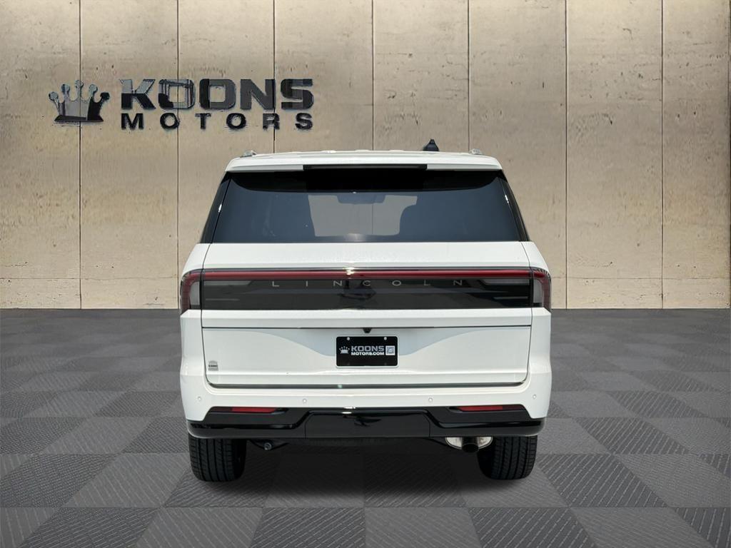 2027 Lincoln Navigator Photo in Bethesda, MD 20814