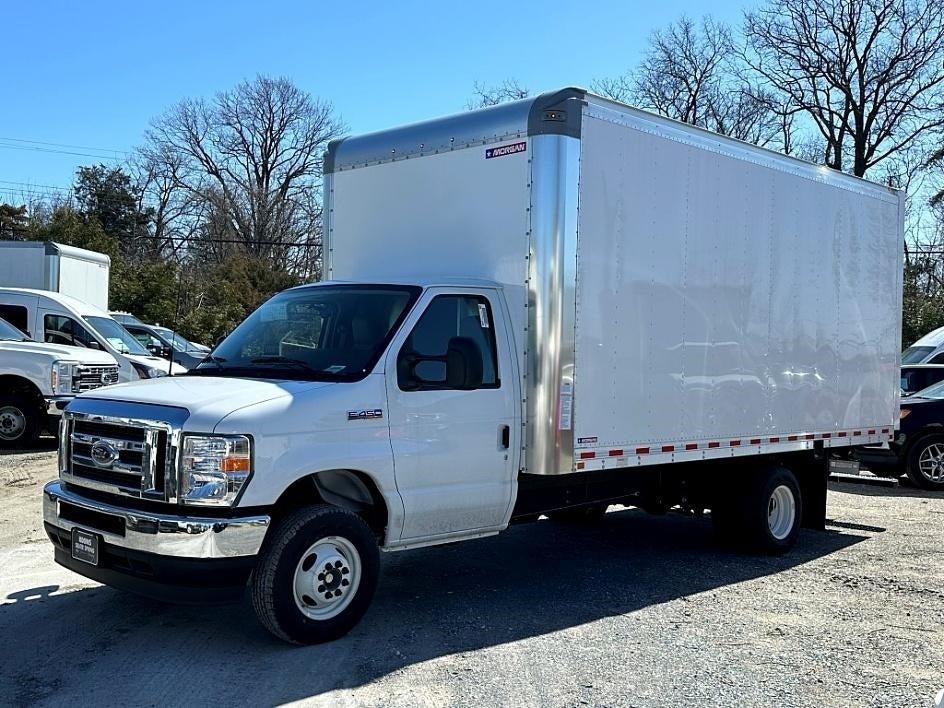 2024 Ford E-450SD Photo in Silver Spring, MD 20904