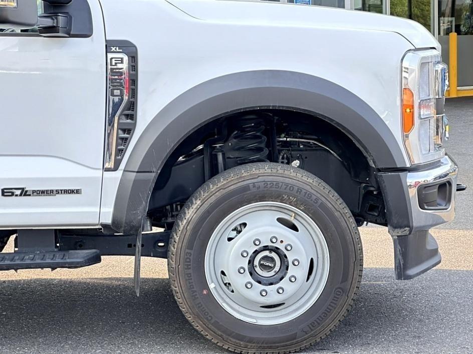 2023 Ford Chassis Cab Photo in Silver Spring, MD 20904