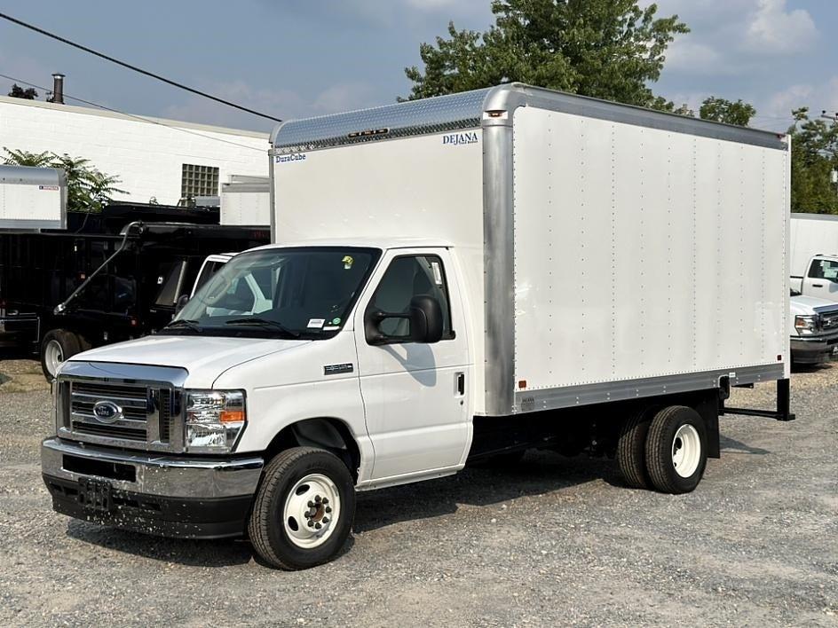 2024 Ford Econoline Cutaway Photo in Silver Spring, MD 20904