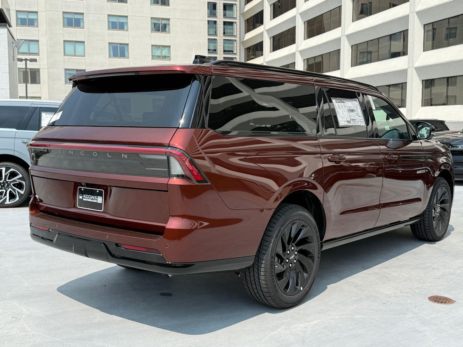 2027 Lincoln Navigator L Photo in Bethesda, MD 20814