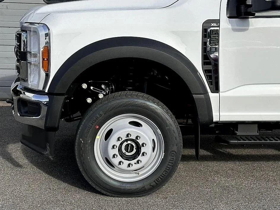 2025 Ford F-550 Photo in Silver Spring, MD 20904
