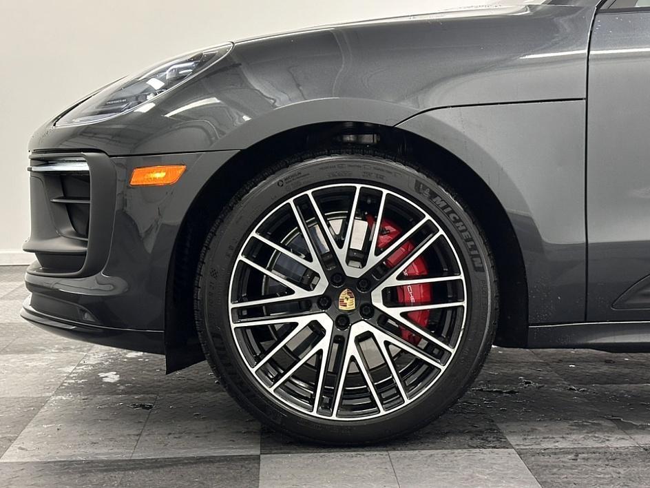 2023 Porsche Macan Photo in Silver Spring, MD 20904