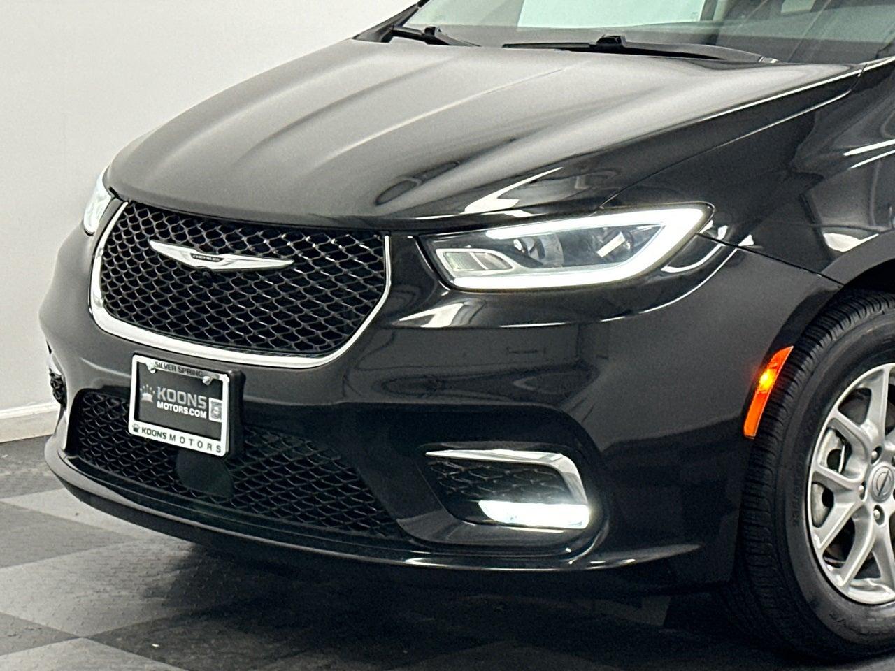 2024 Chrysler Pacifica Photo in Silver Spring, MD 20904