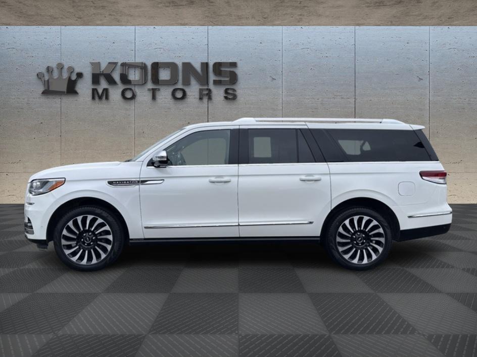 2022 Lincoln Navigator Photo in Bethesda, MD 20814