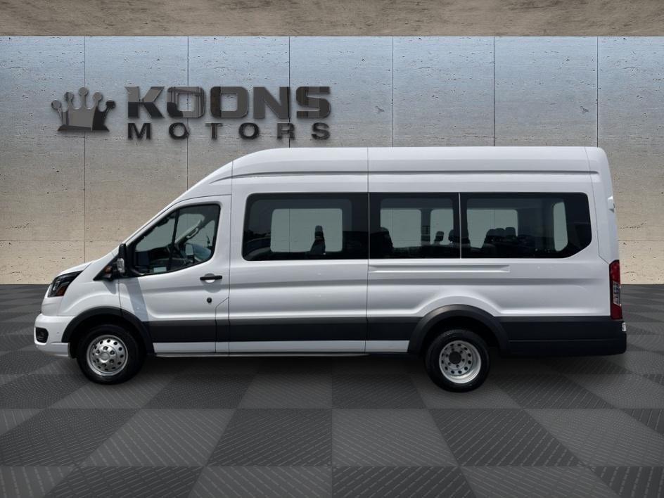 2023 Ford Transit Passenger Van Photo in Silver Spring, MD 20904