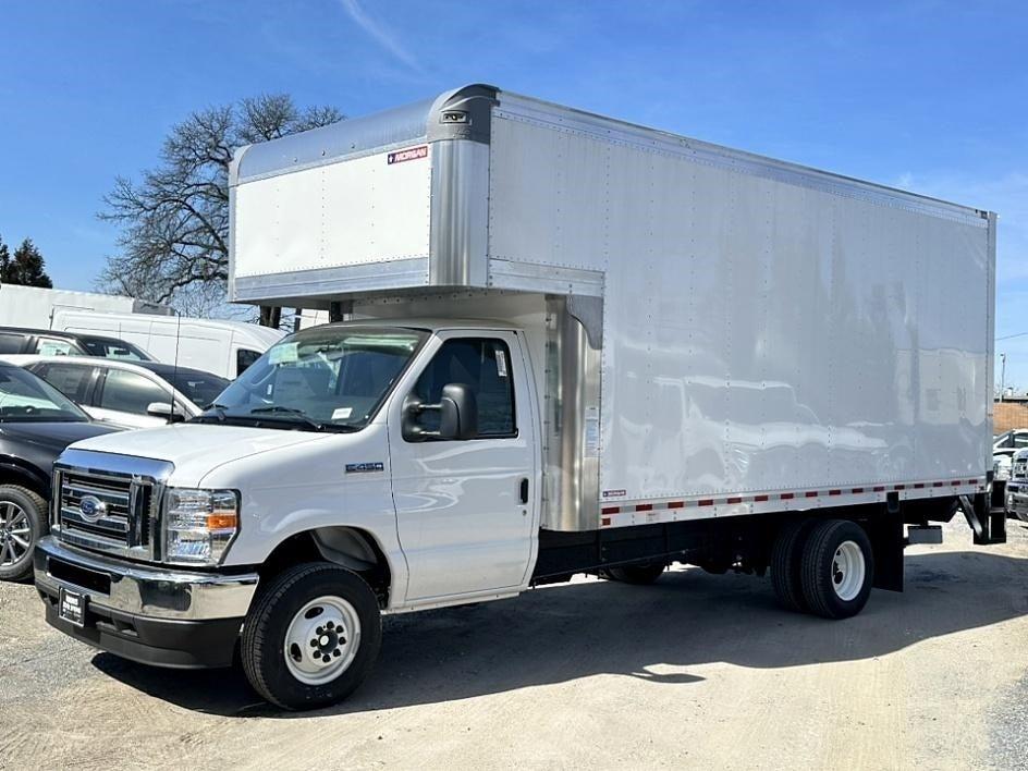 2024 Ford Econoline Cutaway Photo in Silver Spring, MD 20904