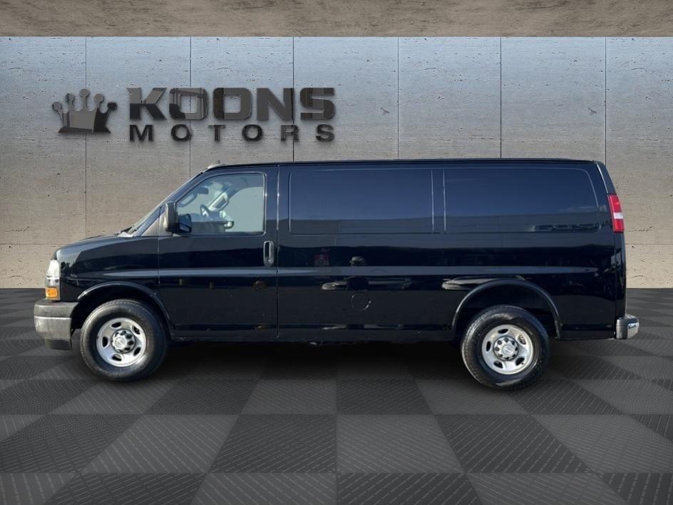 2018 Chevrolet Express 2500 Photo in Silver Spring, MD 20904
