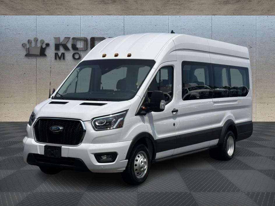 2023 Ford Transit Passenger Van Photo in Silver Spring, MD 20904