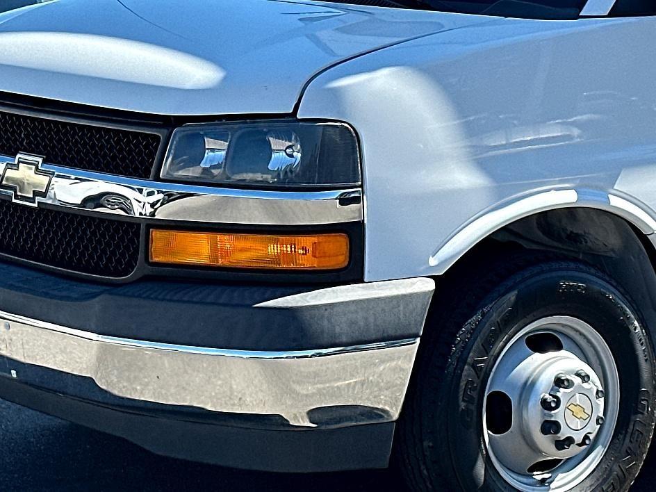 2017 Chevrolet Express 3500 Photo in Silver Spring, MD 20904