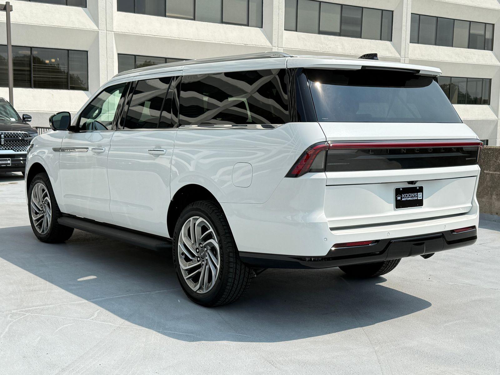 2027 Lincoln Navigator L Photo in Bethesda, MD 20814