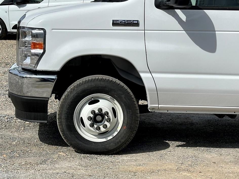 2024 Ford E-450SD Photo in Silver Spring, MD 20904